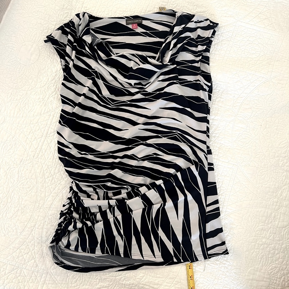 Vince Camuto Navy Sleeveless Blouse
